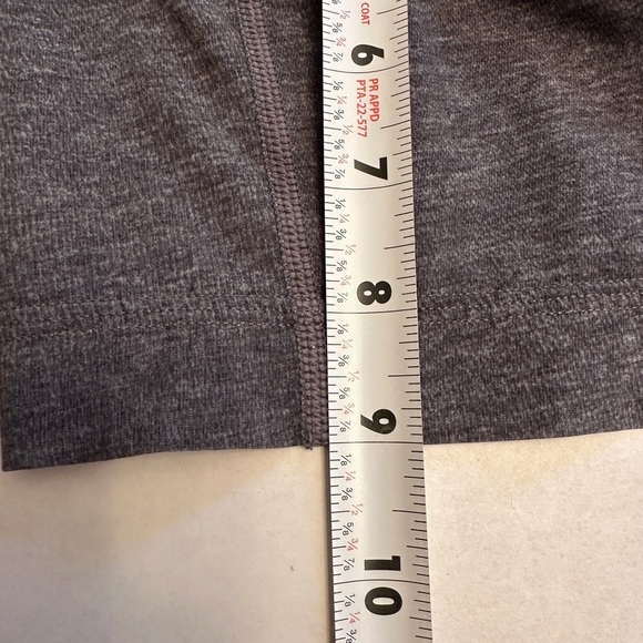 Lululemon Size XL SOLD!!! - Picture 7 of 7